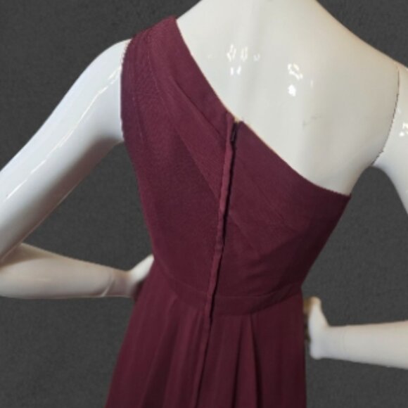 DAVID'S BRIDAL Burgundy Wine Formal Prom Bridesmaid Full  Length Gown sz 2 - Picture 2 of 8